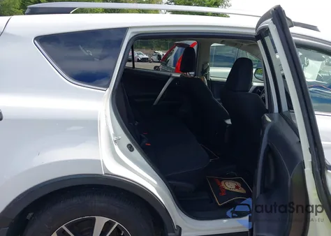 2018 Toyota Rav4 Xle from USA, damaged, VIN JTMRFREV7JJ725394